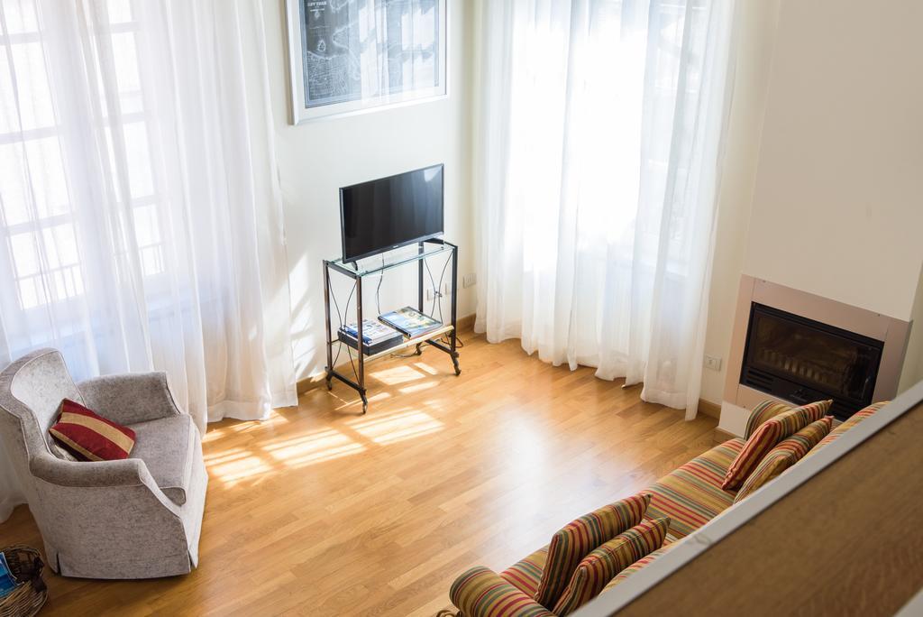 Via Rusconi 10 - Bymyhomeincomo Exterior foto